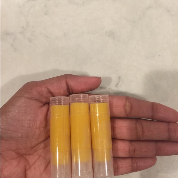 Organic natural handmade lipbalms - Picture 4 of 5